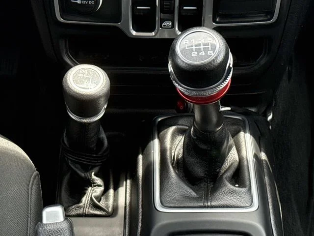 Used 2018 Gray Jeep Unlimited Sport S image 20