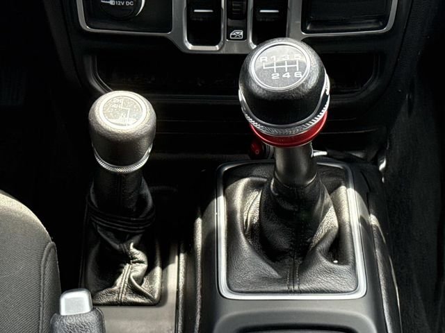 Used 2018 Gray Jeep Unlimited Sport S image 20