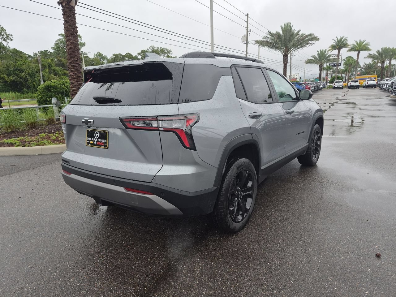 2027 Chevrolet Equinox LT - Photo 8