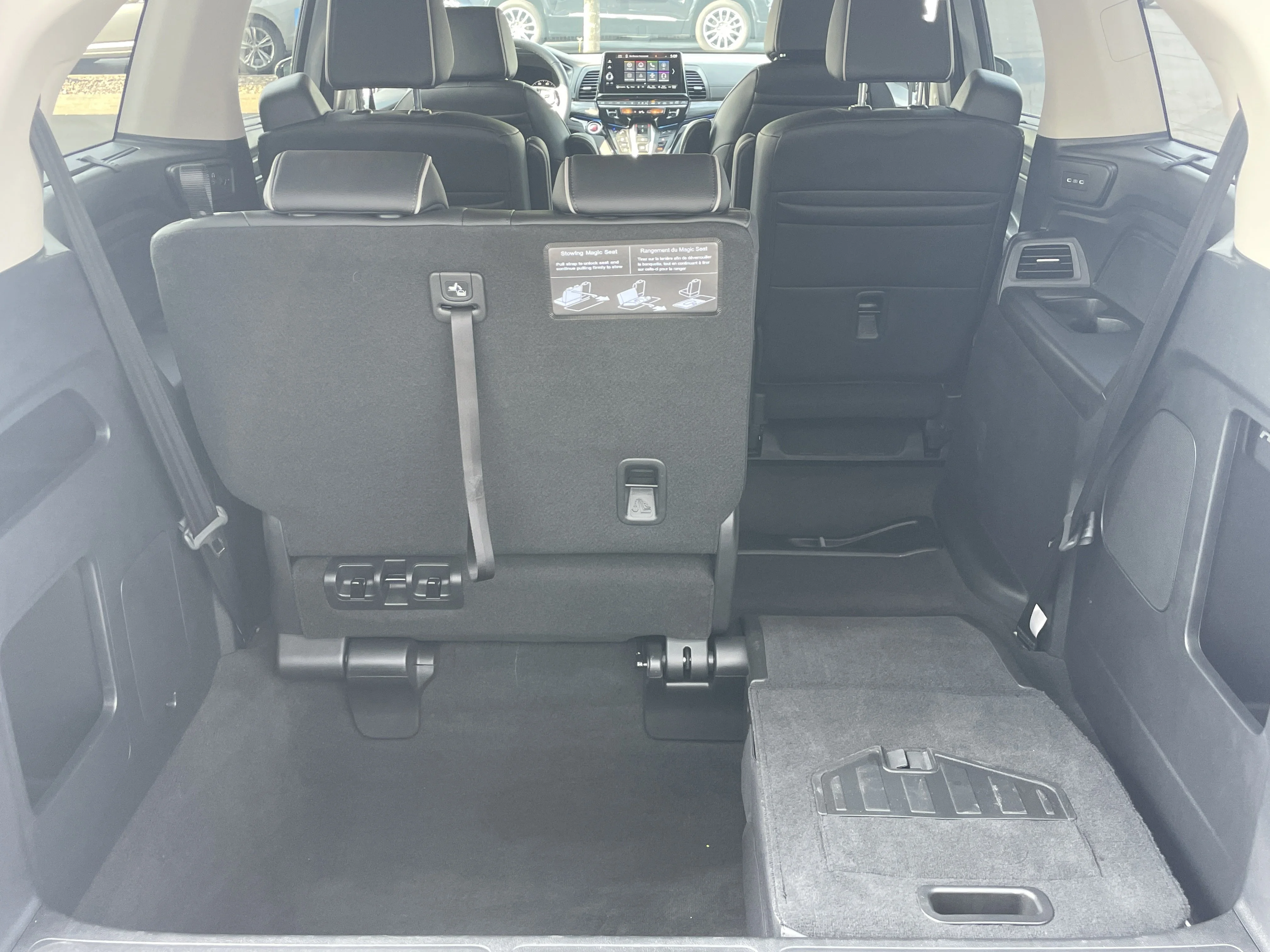 2026 Honda Odyssey Elite - Photo 9