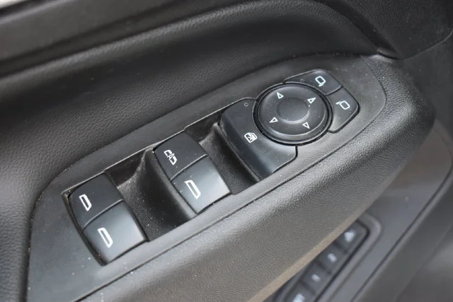 Used 2020 Silver Chevrolet Premier image 10