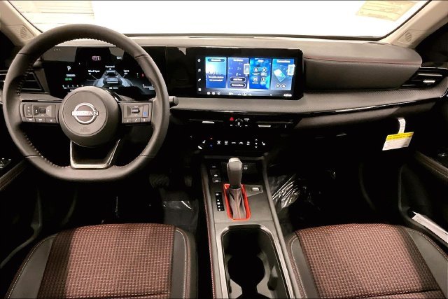 New 2026 Aspen White with Black Roof Nissan SR image 6