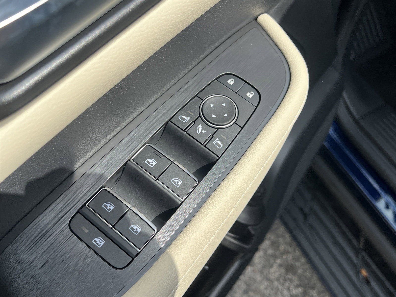 2025 Nissan Armada Platinum Reserve - Photo 20