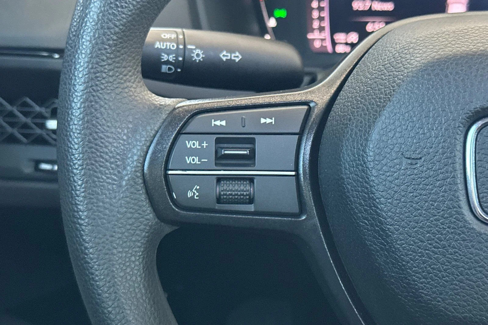 Used 2024  Honda EX image 24