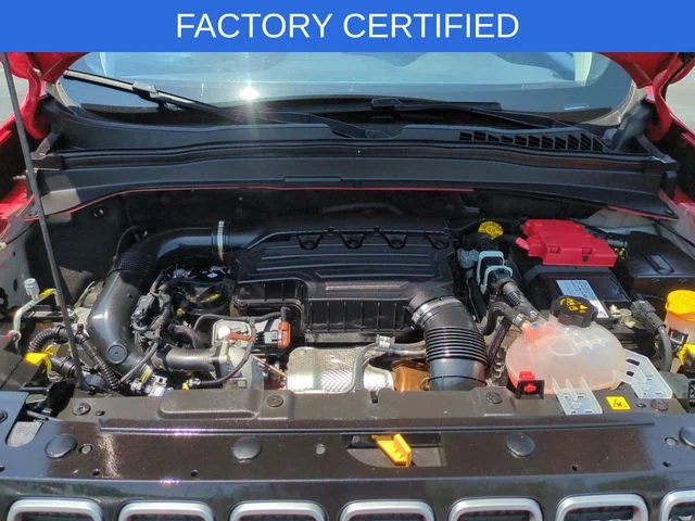 Used 2023 Red Jeep Latitude image 37