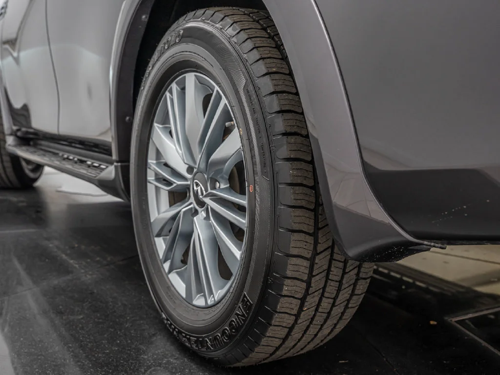 Used 2024 Anthracite Gray INFINITI LUXE image 51