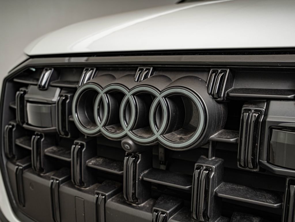 Used 2025 Glacier White Metallic Audi 55 Premium Plus image 13
