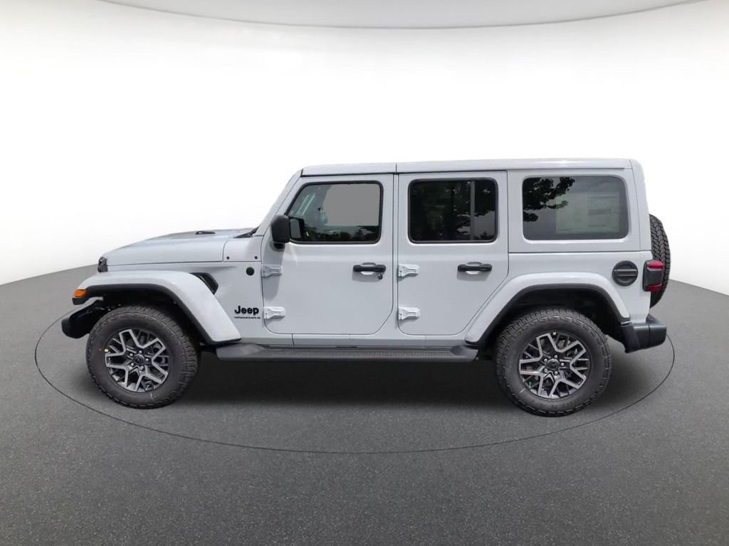 New 2026 Bright White Clear-Coat Exterior Paint Jeep Sahara image 10