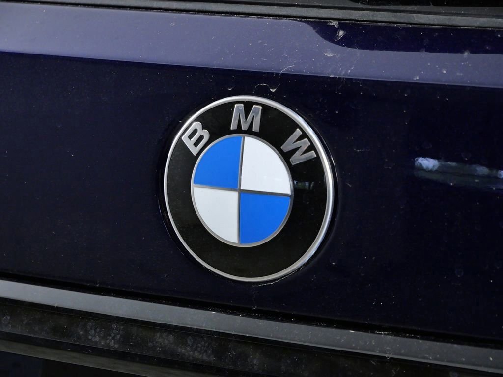 Certified Used 2026 Tanzanite Blue II Metallic BMW xDrive40i image 14