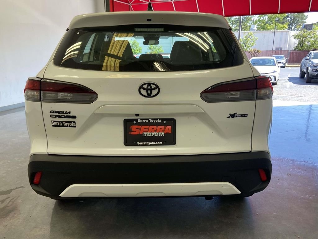 Used 2026 Beige Toyota L image 4