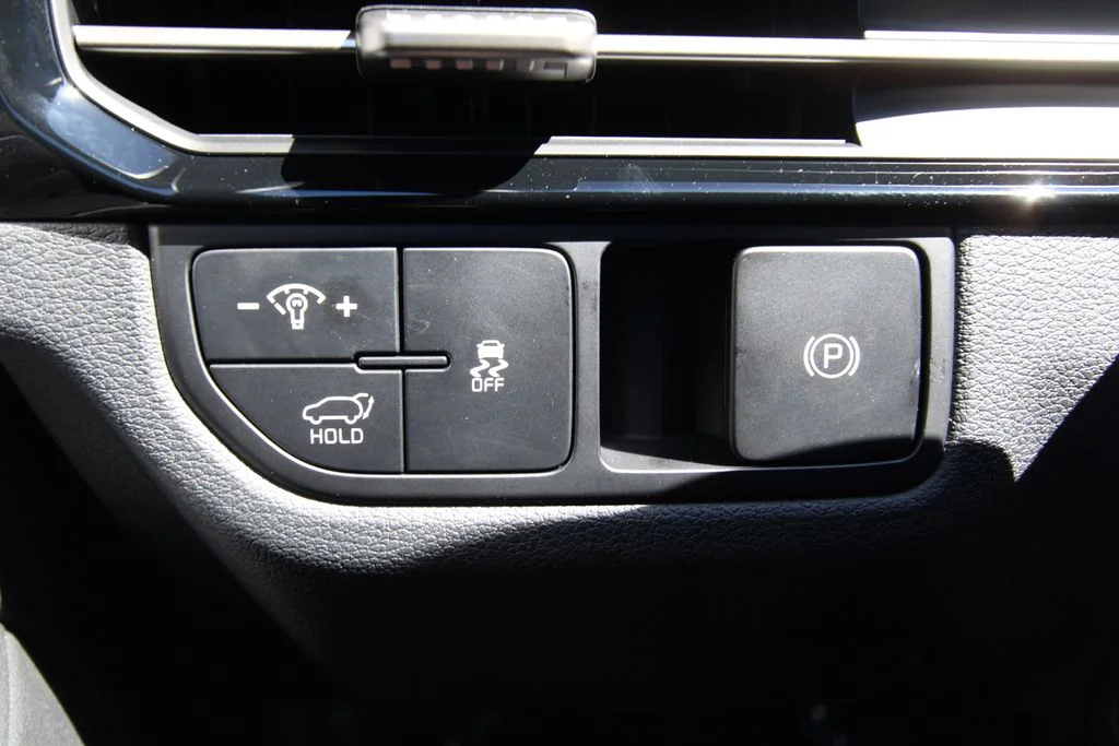 New 2026 Red Kia X-Line image 23