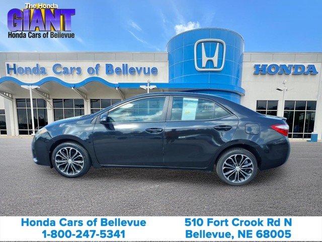 Used 2016 Black Sand Pearl Toyota S image 8
