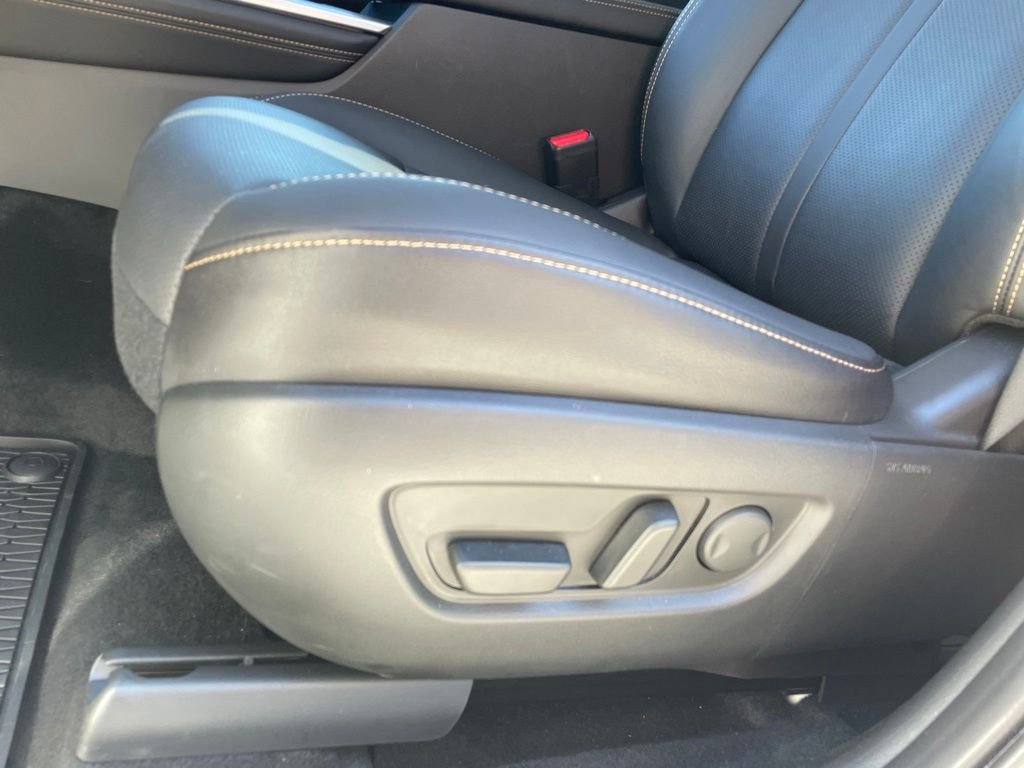 Used 2026 Rhodium White Premium Mazda 3.3 Turbo Preferred image 12