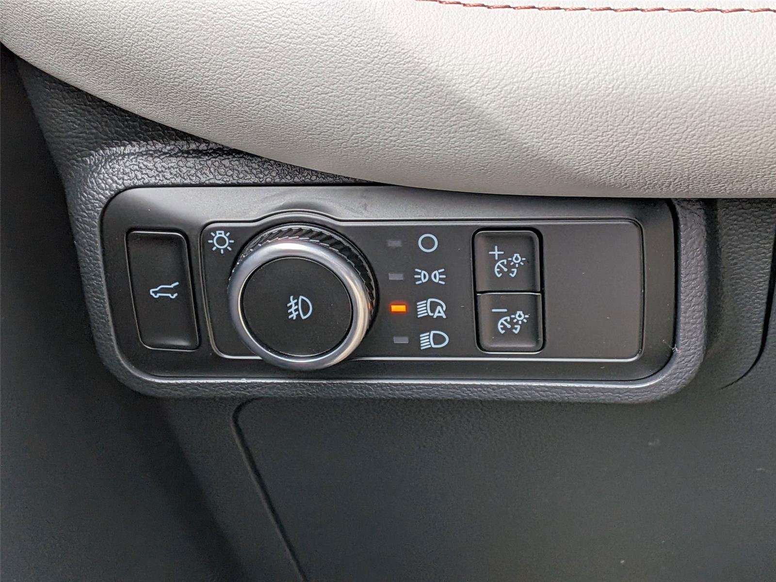New 2026 Carbonized Gray Metallic Ford Active image 17