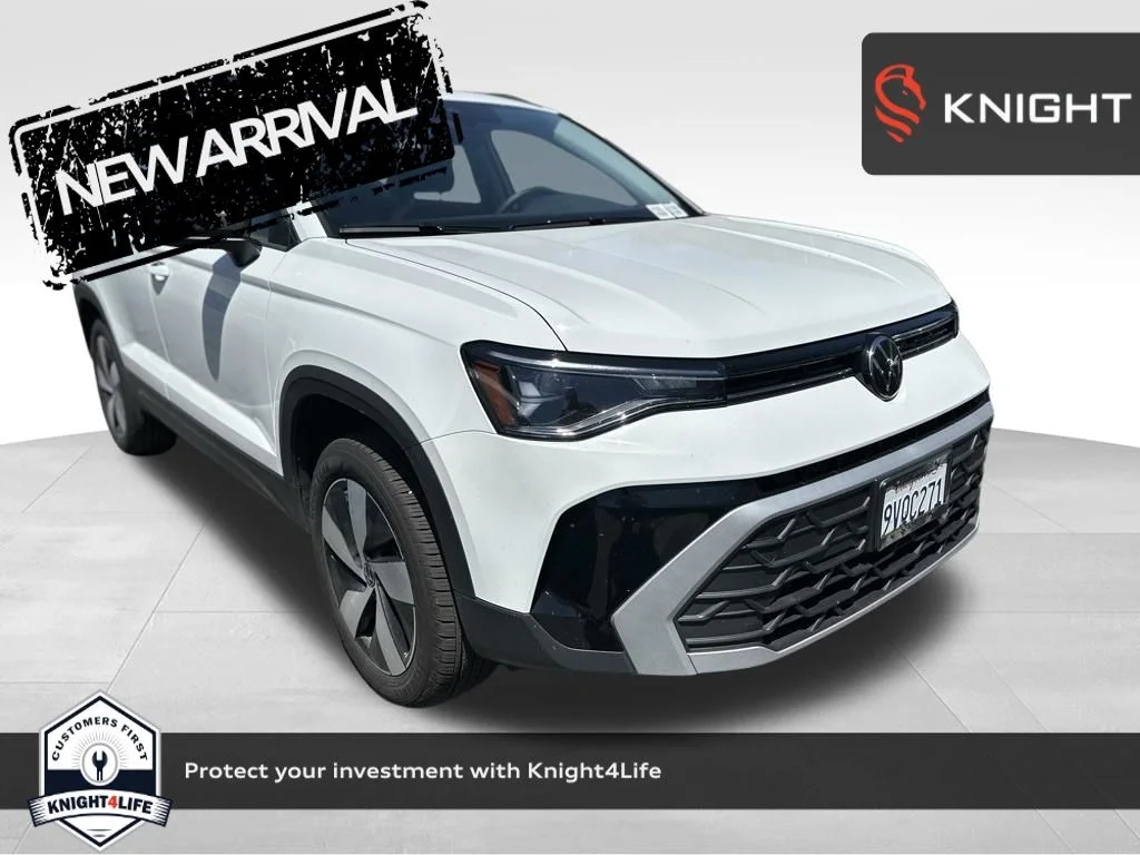 2025 Volkswagen Taos 1.5T S 4Motion's photo