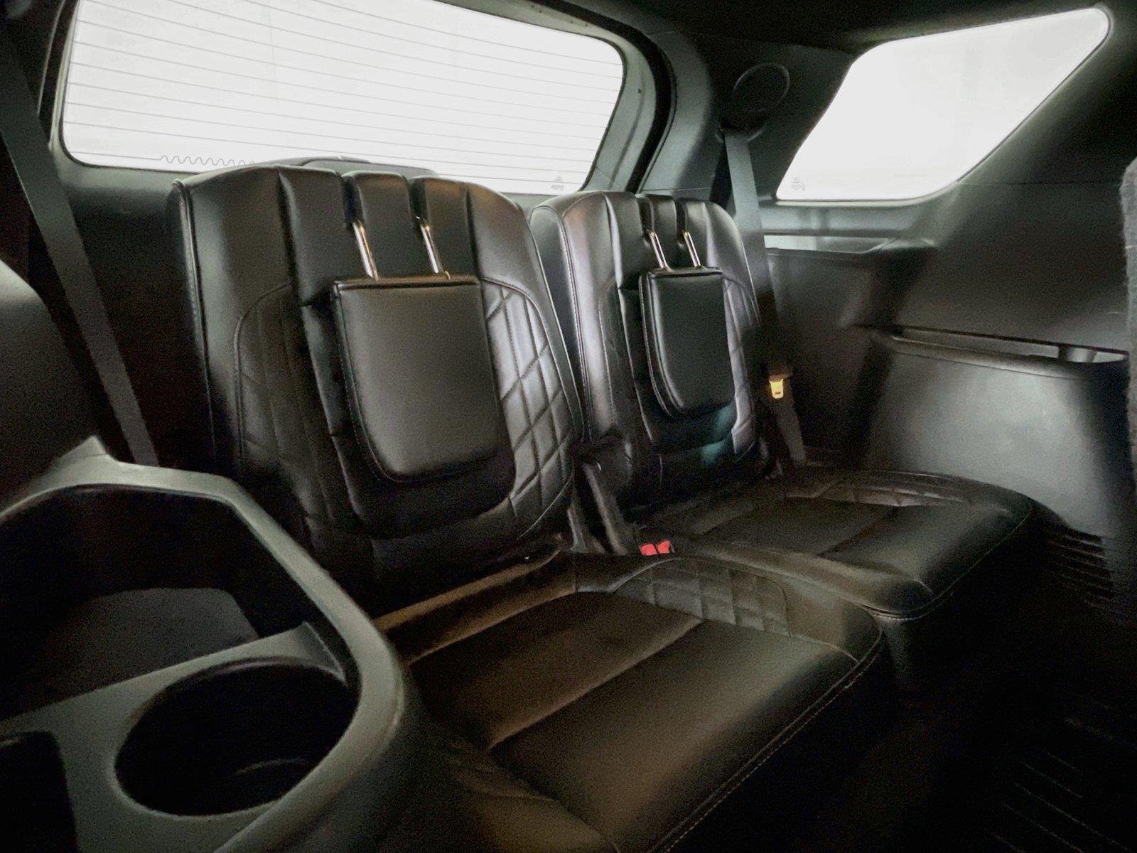 Used 2016 Black Ford Platinum image 29