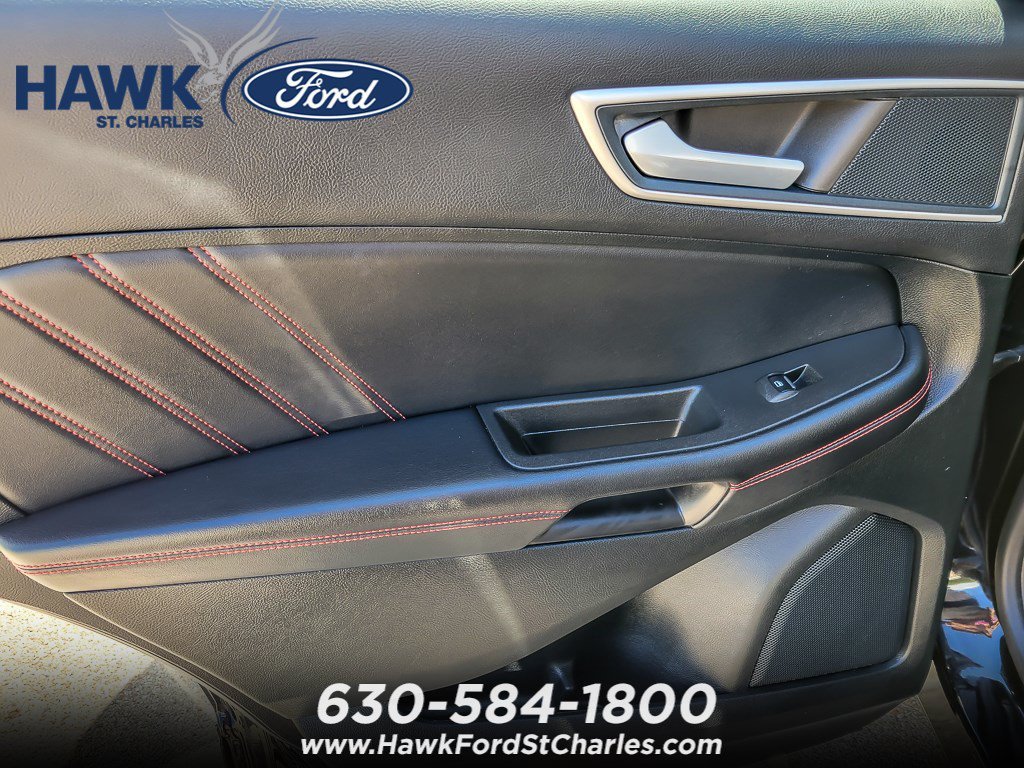 Certified Used 2023 Black Metallic Ford ST-Line image 19