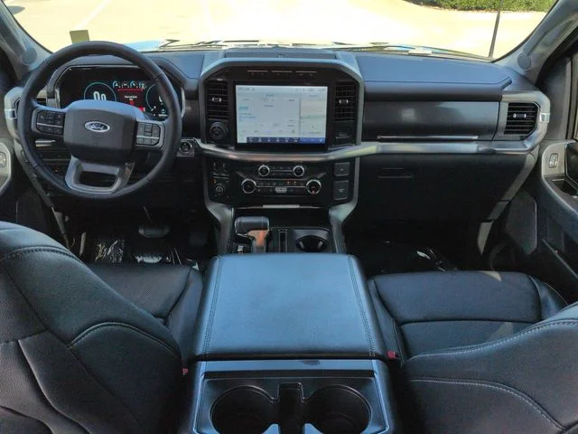 Used 2022 Blue Metallic Ford Lariat image 15