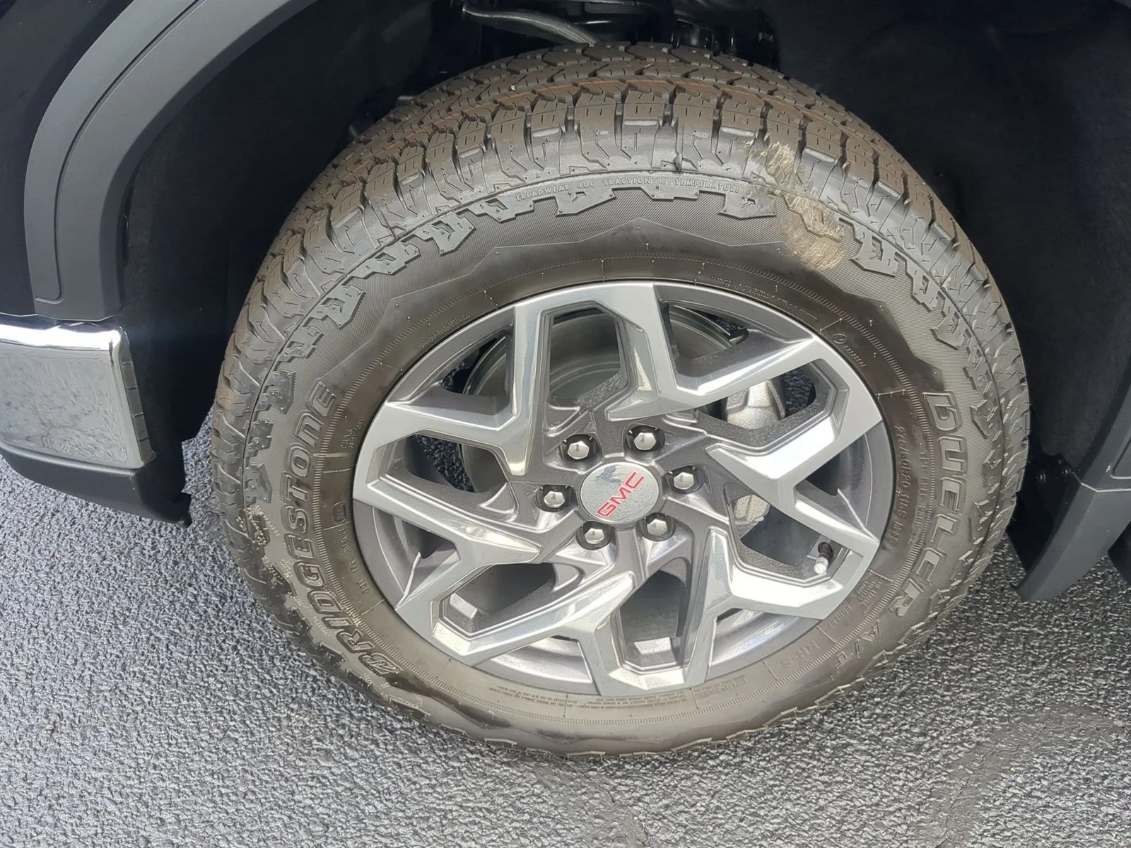 New 2026 Onyx Black GMC SLT image 57