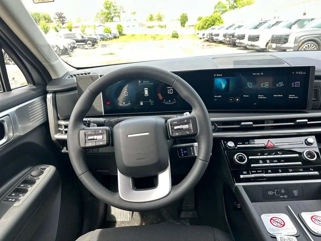 Used 2026 Shimmering Silver Pearl Hyundai SE image 19