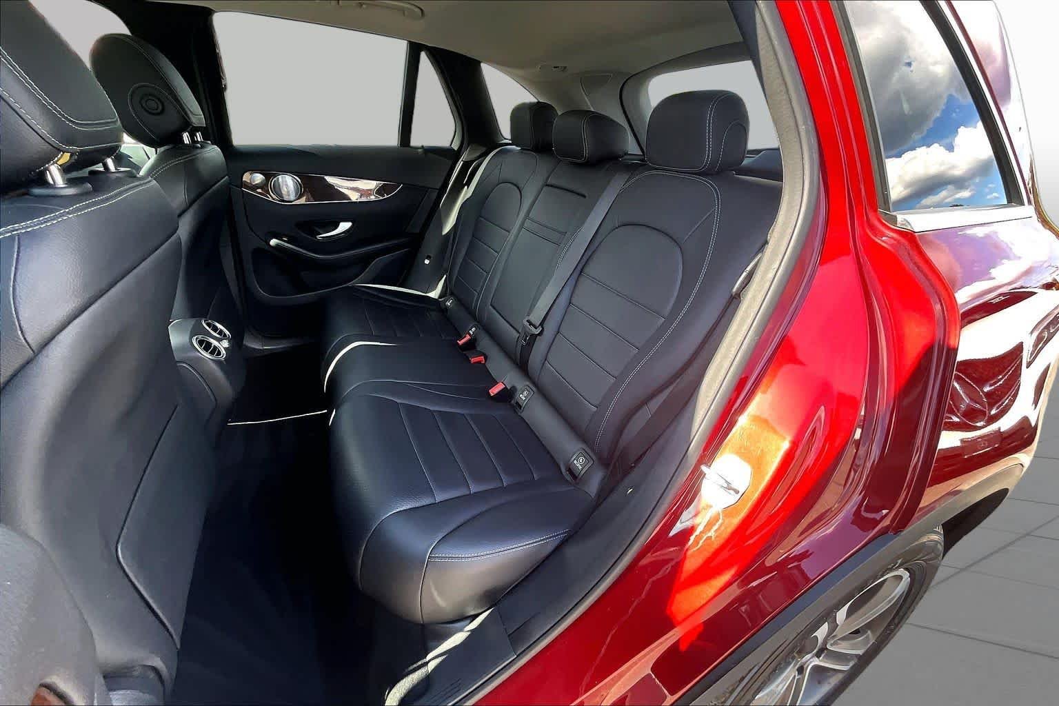 Used 2016 designo Cardinal Red Metallic Mercedes-Benz GLC 300 image 20