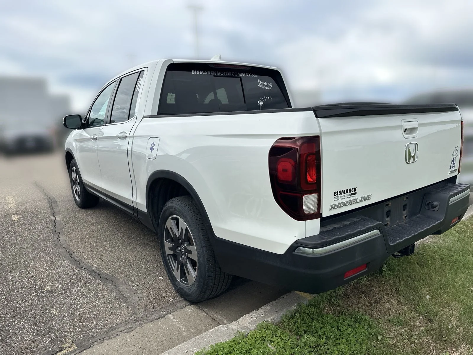 Used 2019 White Honda RTL image 4