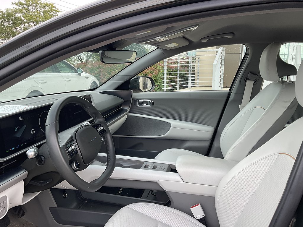 Certified Used 2023 Digital Green Pearl Hyundai SEL image 2
