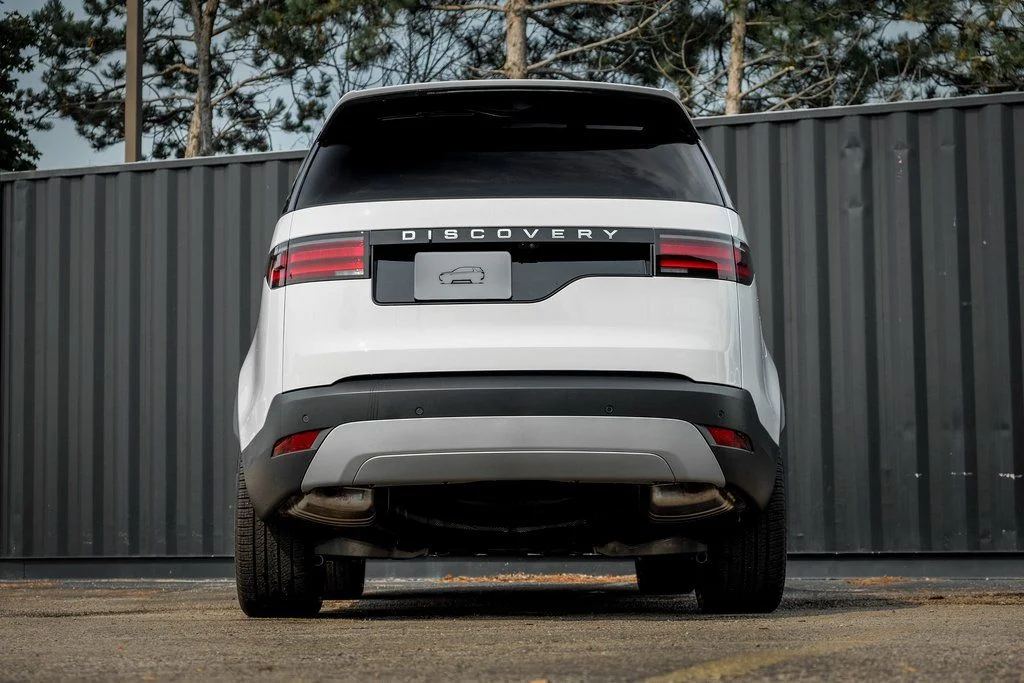 Certified Used 2025 Fuji White Land Rover S image 7
