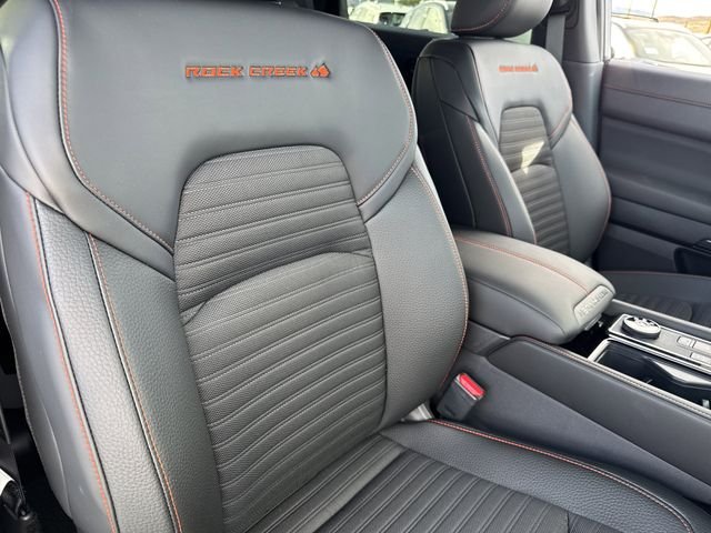 New 2026 Boulder Gray Pearl / Super Black Two-tone Nissan Rock Creek image 27