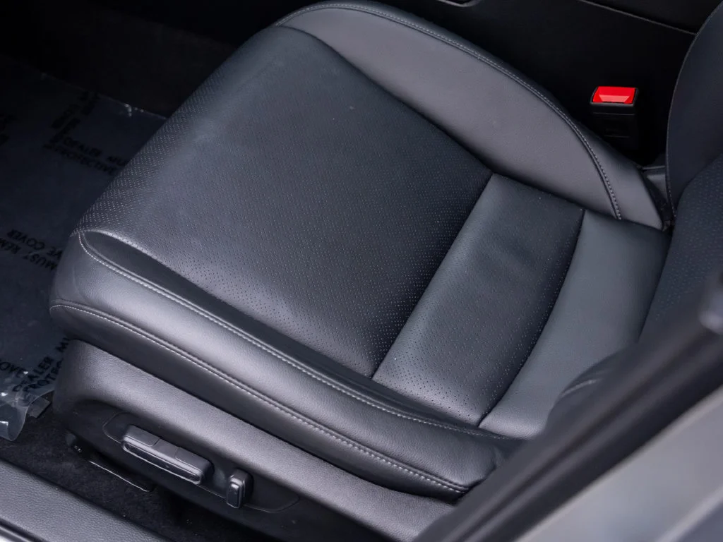 Certified Used 2024  Honda EX-L image 17