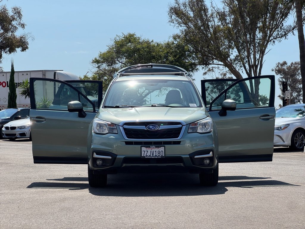 Used 2018 Green Metallic Subaru 2.5i Premium image 28