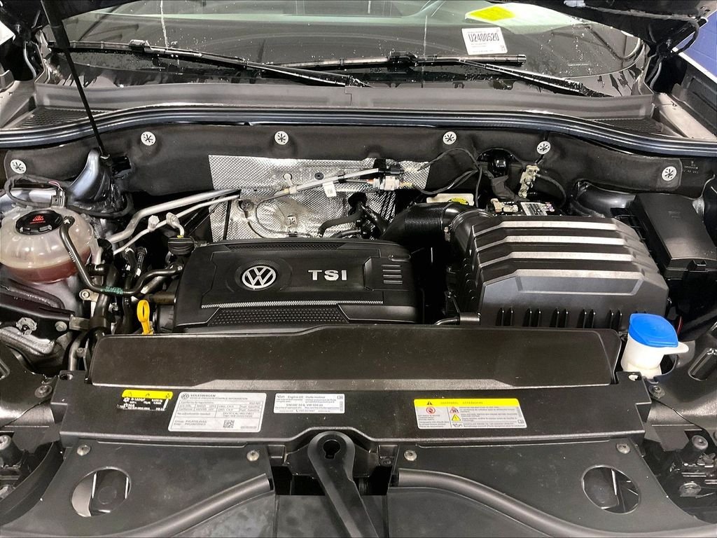 Used 2023 Gray Volkswagen 2.0T SE w/Technology image 30