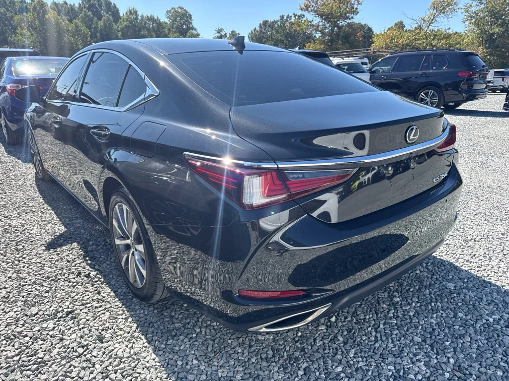 Used 2021 Black Lexus 350 image 5