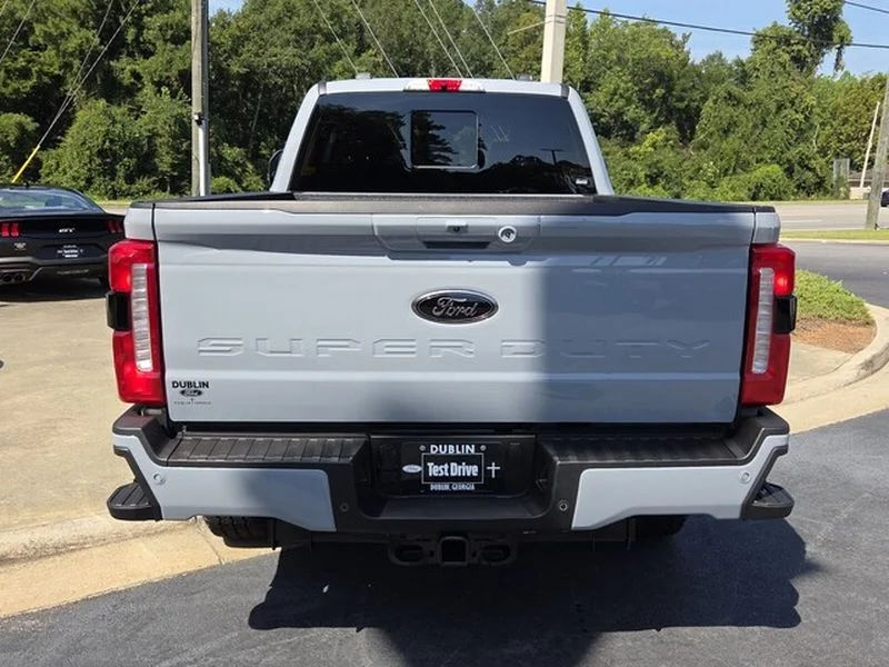 New 2026 Glacier Gray Metallic Tri-Coat Ford F-250® Lariat® image 13