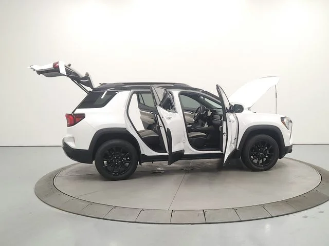 Used 2026 White GMC Elevation image 17