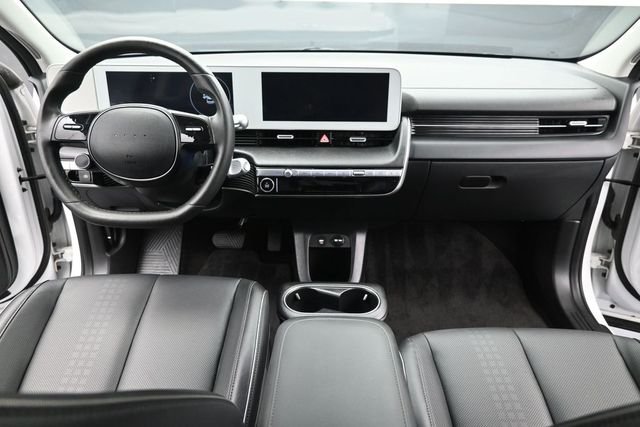 Used 2023 White Hyundai SEL image 10
