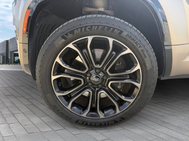 Used 2025 Beige Land Rover OCTA image 9