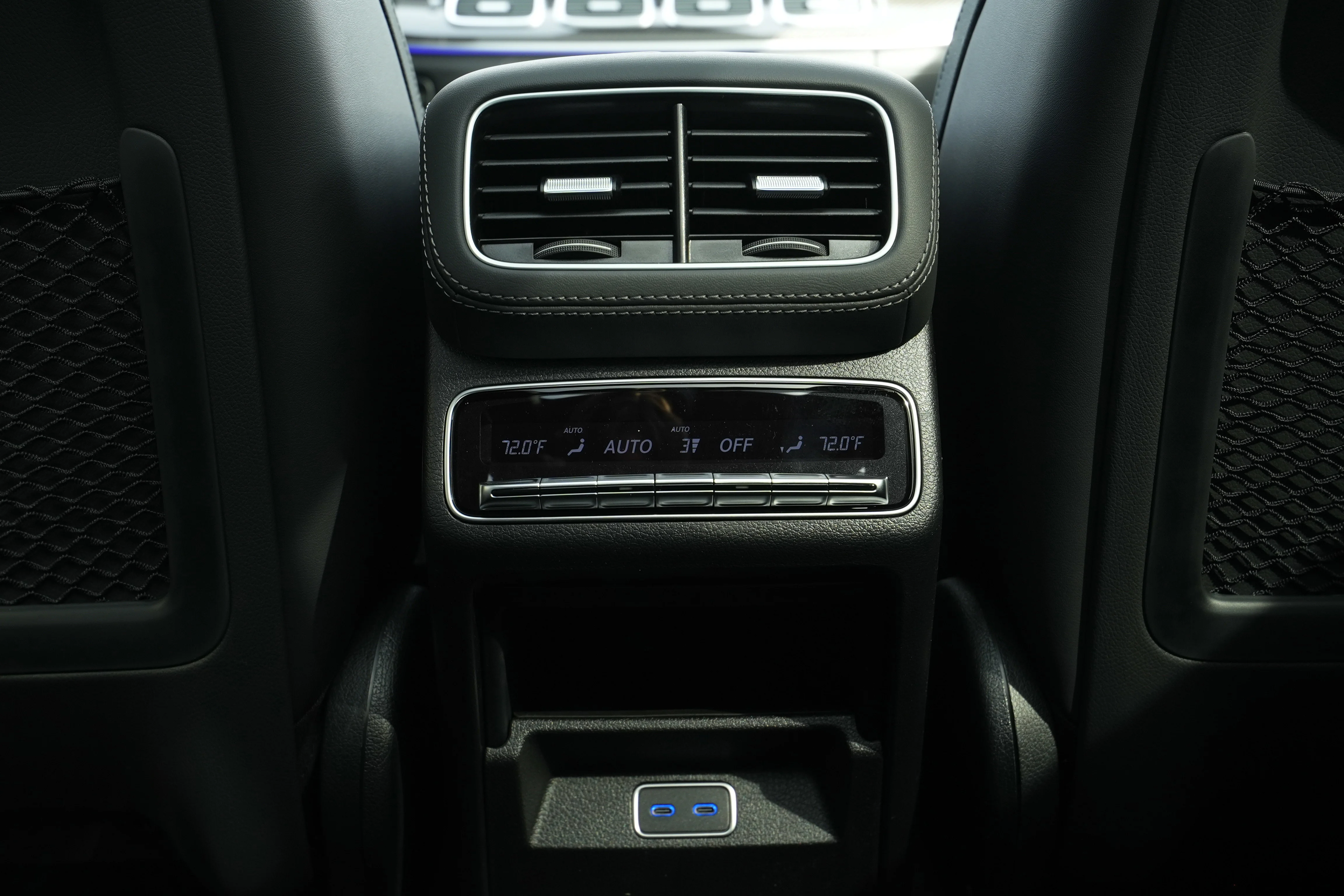 New 2026 MANUFAKTUR Alpine Grey Mercedes-Benz AMG® GLE 63 S image 53