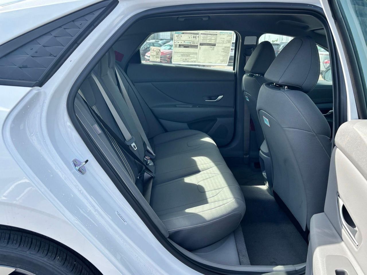 2025 Hyundai Elantra SEL - Photo 20
