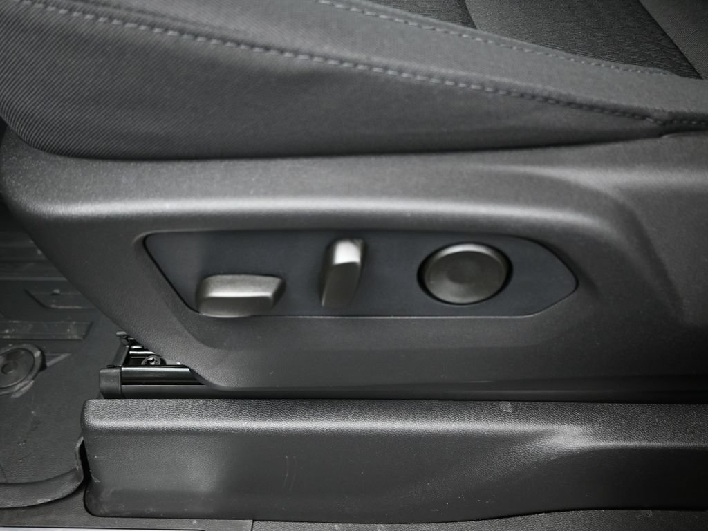 2026 GMC Sierra 3500HD SLE - Photo 12