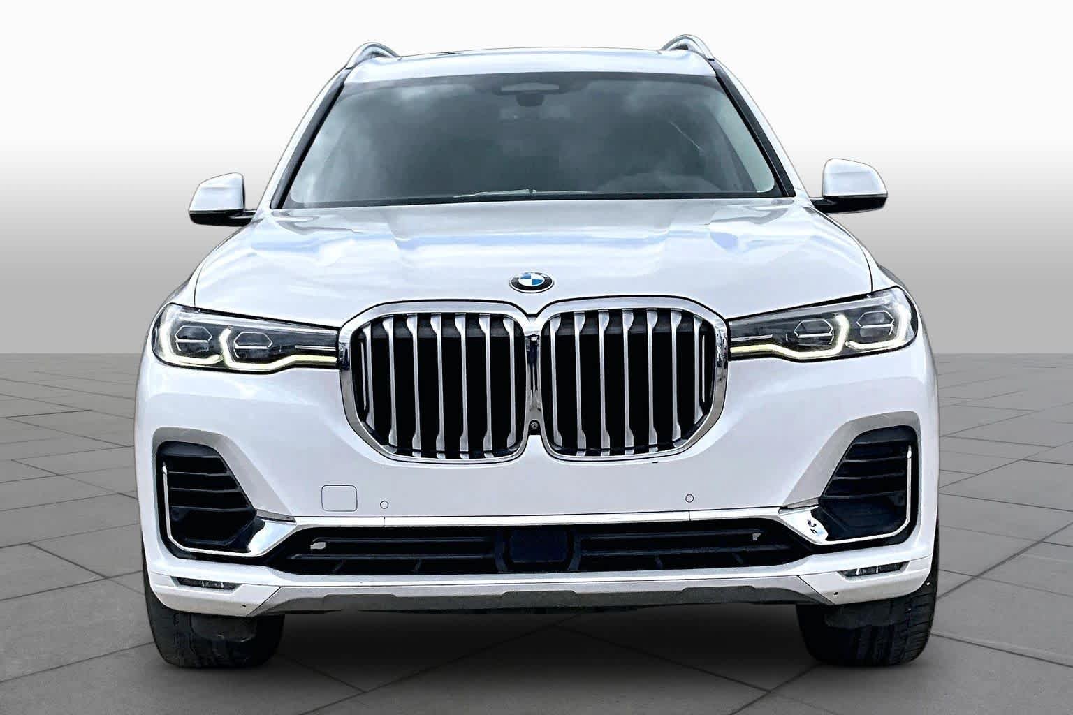 Used 2020 Mineral White Metallic BMW xDrive40i image 4