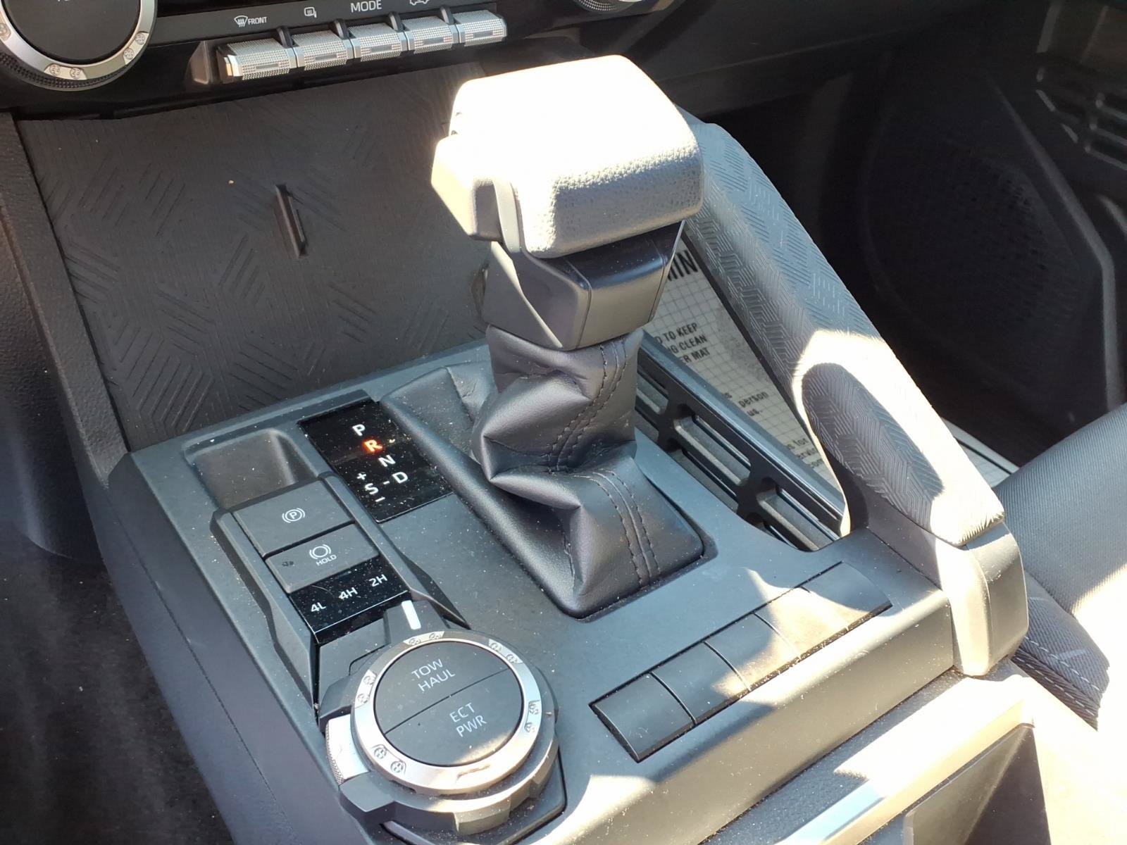Used 2025 Ice Cap Toyota SR5 image 20