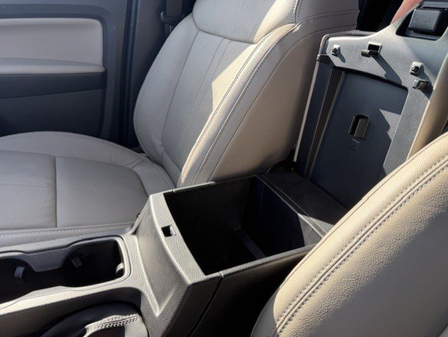 Used 2020 Silver Metallic Ford LARIAT image 21