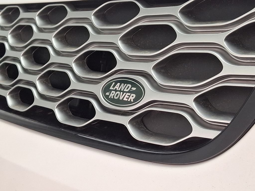 New 2026 Fuji White Land Rover Gemini Edition image 21