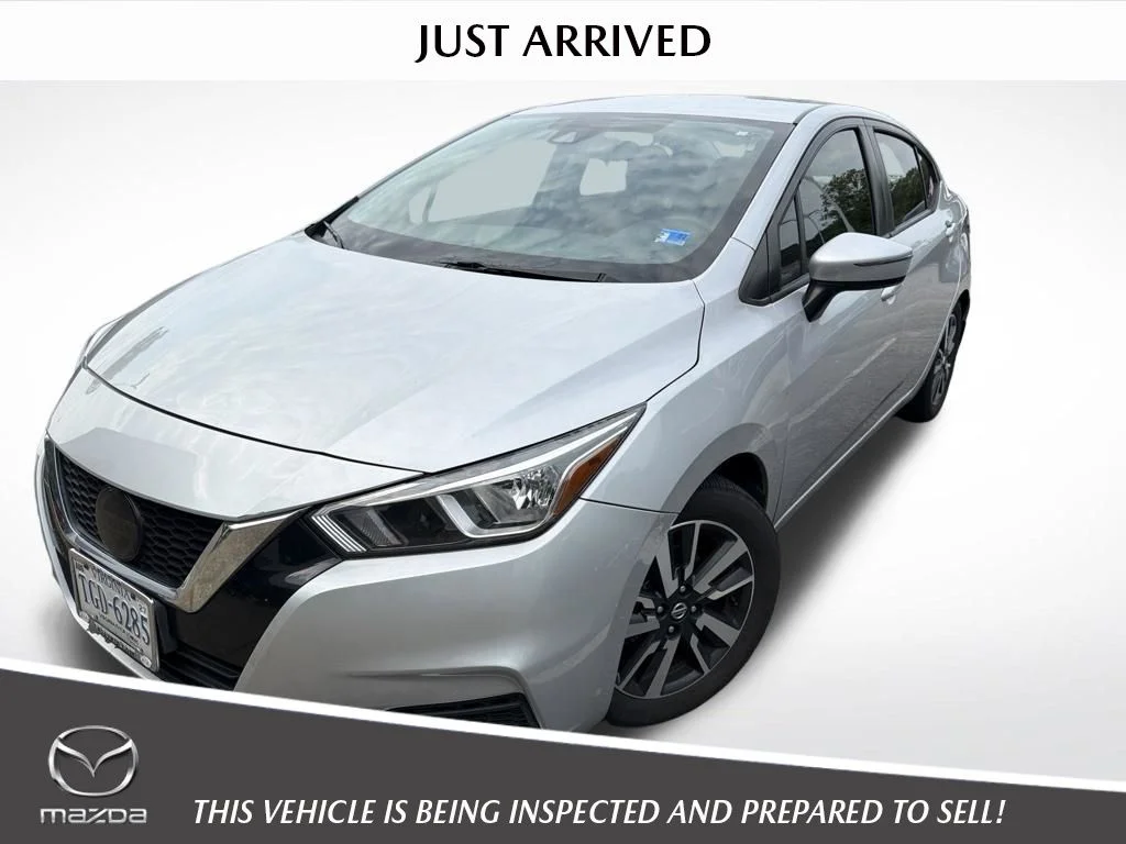 Used 2021 Silver Nissan 1.6 SV image 1