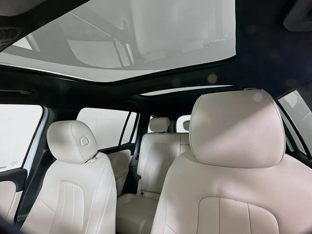 Used 2026 White Mercedes-Benz GLB 250 image 21
