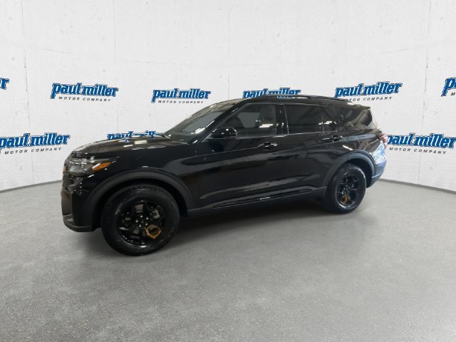 New 2027 Agate Black Metallic Ford Tremor® image 6