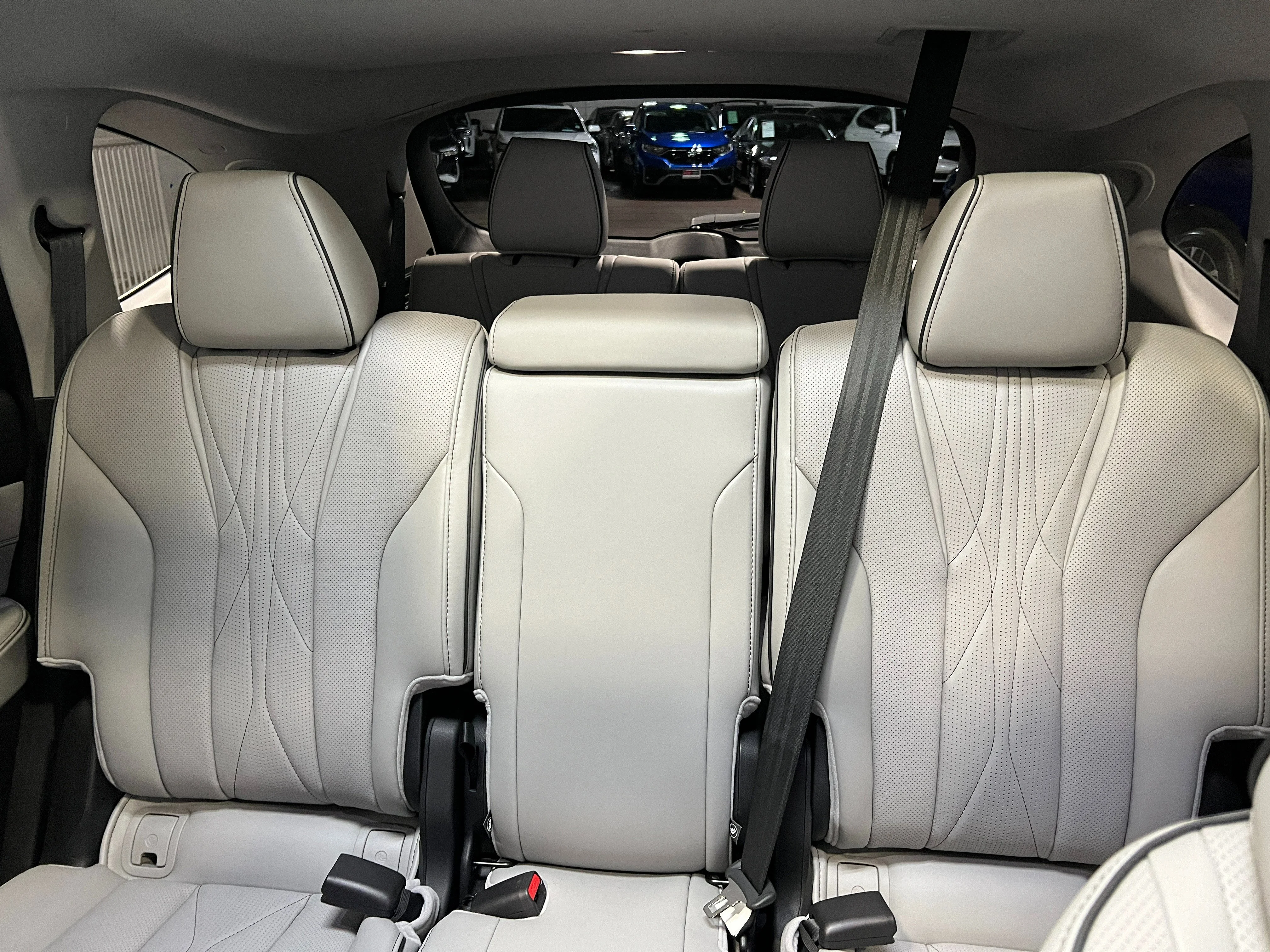 New 2026 Solar Silver Metallic Acura w/Advance Package image 26