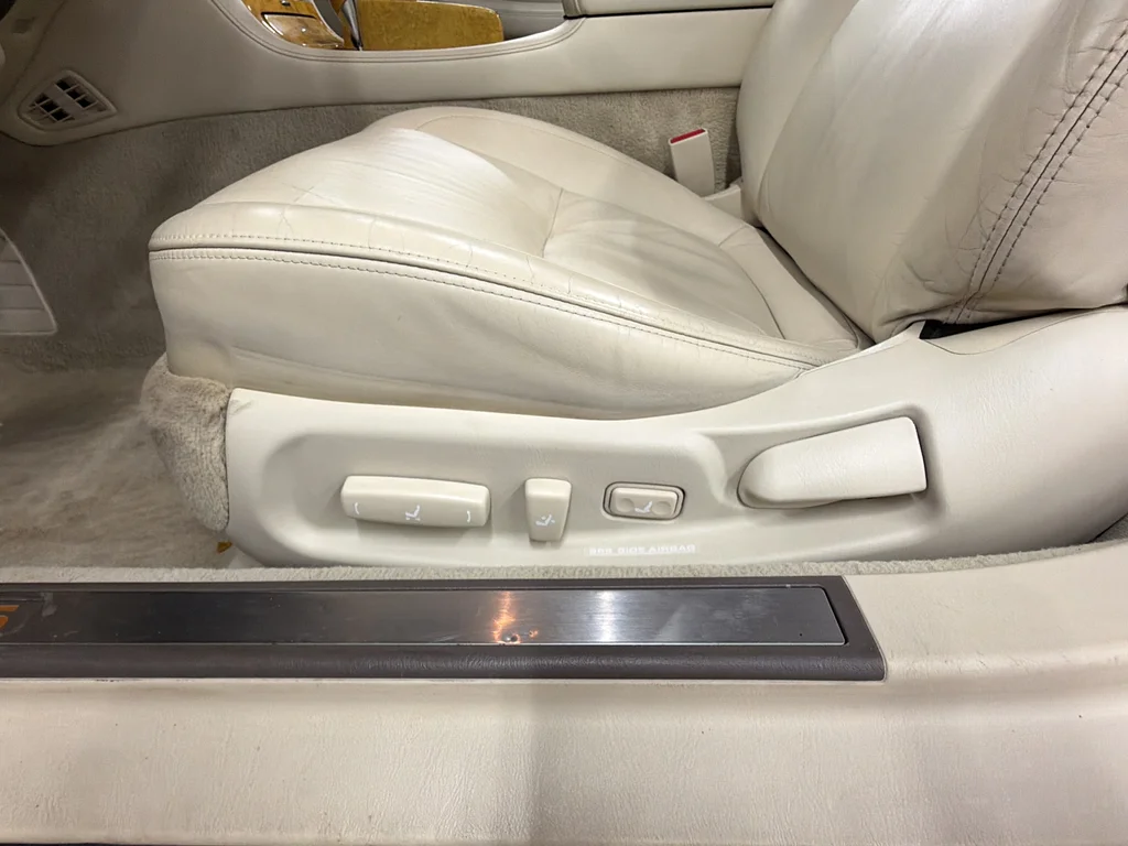 Used 2004 Black Lexus 430 image 17