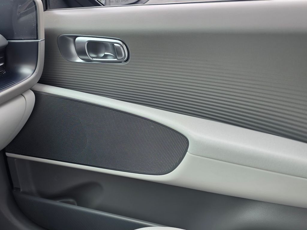 2025 Hyundai IONIQ 6 SEL - Photo 25